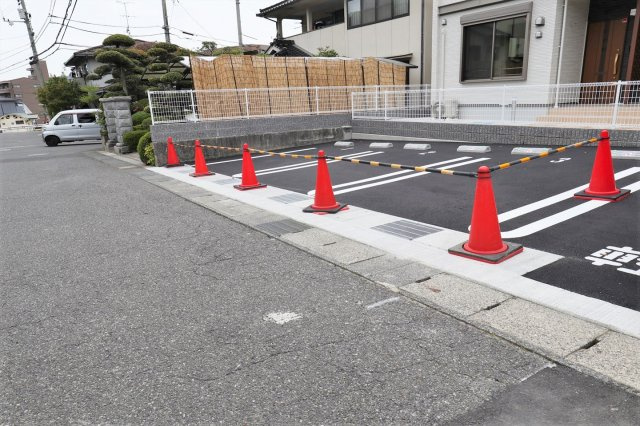 セントラル　セブンＡの駐車場