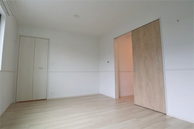 セントラル　セブンＡの洋室