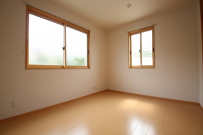 【寝室】 | ＯＬＩＶＥＮ ＨＡＵＳ高辺