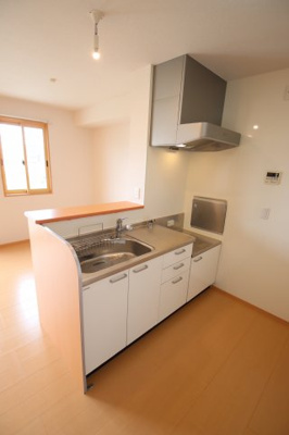 【キッチン】 | ＯＬＩＶＥＮ ＨＡＵＳ高辺