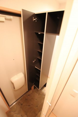 【収納】 | ＯＬＩＶＥＮ ＨＡＵＳ高辺 | シューズインクローゼット