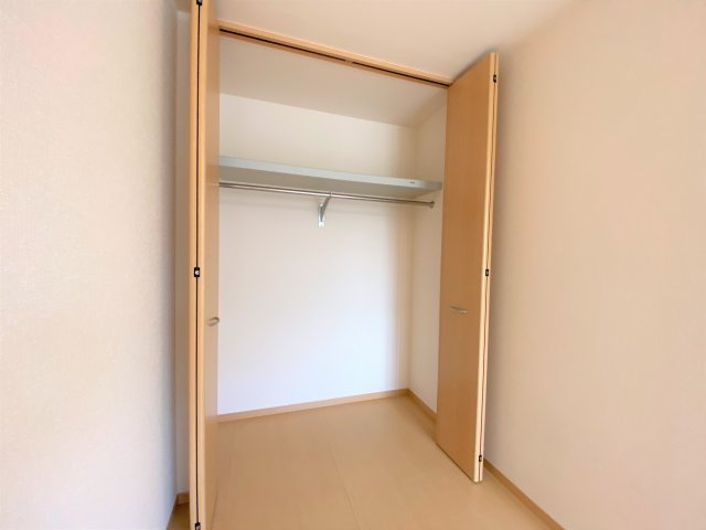 ヴァンヴェールＡの収納