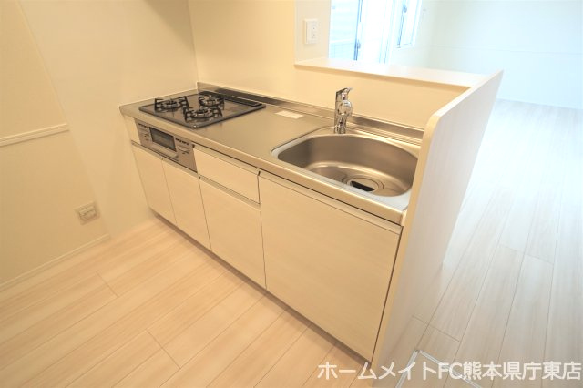 熊本市東区花立３丁目のアパートのキッチン