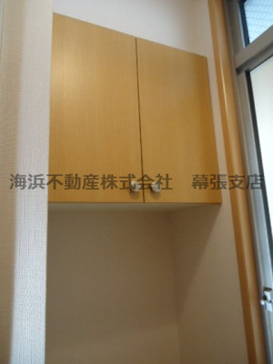 【設備】 | ソフィアフラット | 下駄箱上棚