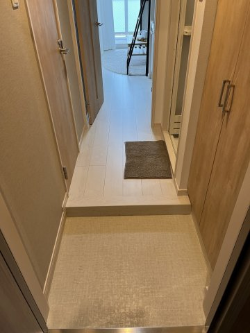 【玄関】 | MODERN PALAZZO 天神南Ⅱ | 明るい玄関です