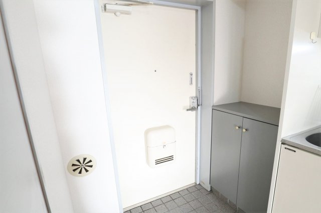 第15正田ビルの玄関