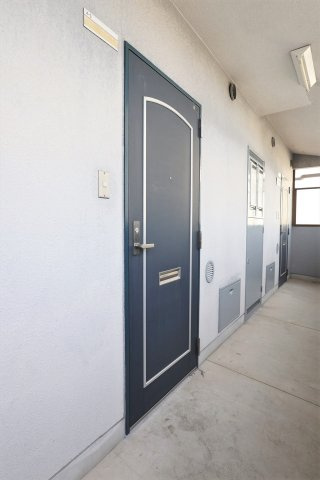 第15正田ビルのエントランス