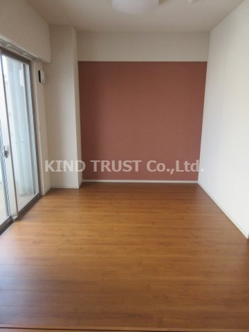 プログレスコート梅田北の洋室|コンパクトで使いやすい洋室です