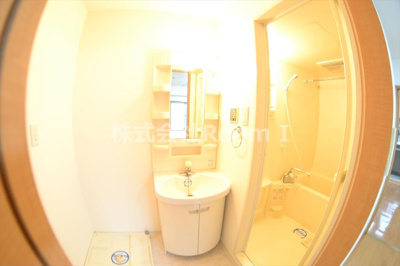 【洗面所】 | willDo天満橋 | 忙しい朝には欠かせない洗面所です