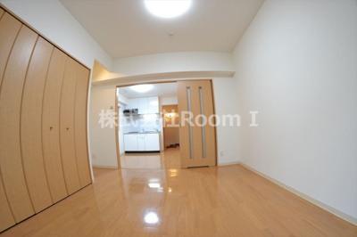 【洋室】 | willDo天満橋 | 使い勝手のいい洋室です