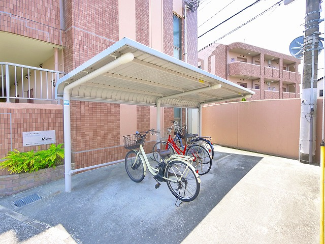 コモドビラⅦのその他共用部分|自転車置き場