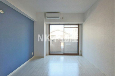 【居間・リビング】 | Grace Court(グレースコート）（高井田賃貸） | 洋室です