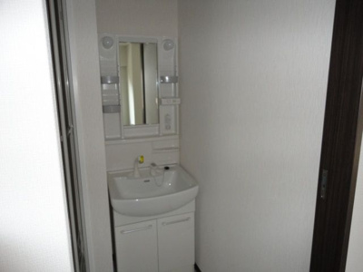 【洗面所】 | ロス・トーレンス | ※同建物同型別のお部屋
