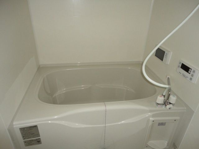 【浴室】 | ロス・トーレンス | ※同建物同型別のお部屋