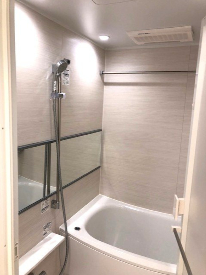 プライマル上野・稲荷町の浴室|追焚オートバス、浴室換気乾燥機付き