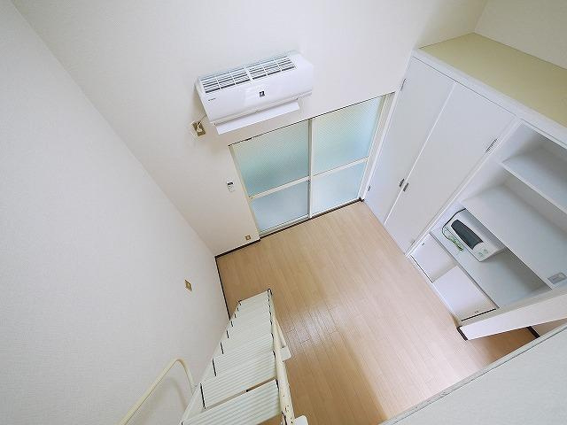 シングルモアの洋室|使い勝手のいい洋室です