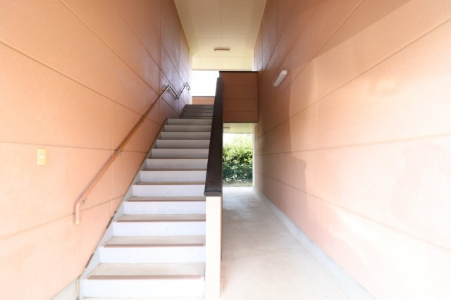 コーポ塚本のエントランス