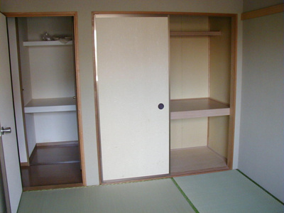 【寝室】 | ソレイユ壱番館