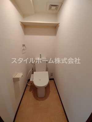 【トイレ】 | ピエールノーヴァ | 別部屋写真です。