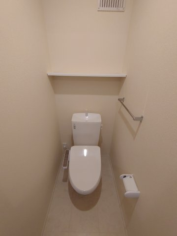 【トイレ】 | アペーゴ　A | 別部屋写真です。