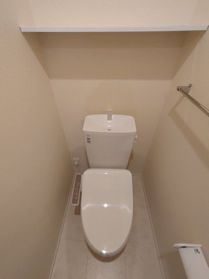【トイレ】 | アペーゴ　A | 別部屋写真です。