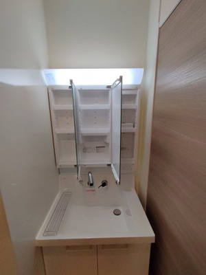 【洗面所】 | アペーゴ　A | 別部屋写真です。