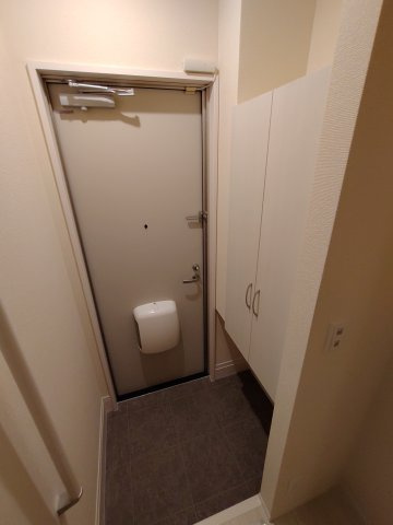 【玄関】 | アペーゴ　A | 別部屋写真です。