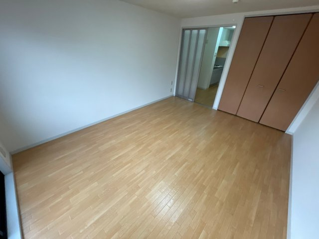 レジデンス三山Ⅱの居間・リビング