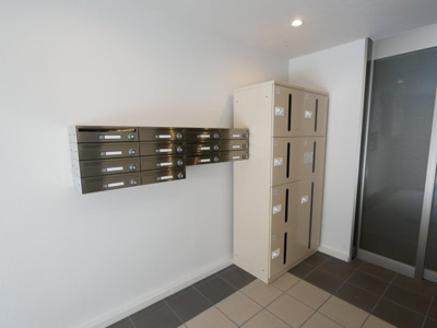 【エントランス】 | フラッティ大宮今出川 | 宅配ボックスあり