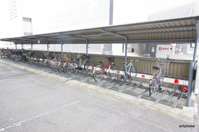 新大阪コーポビアネーズ　仲介手数料無料の駐車場