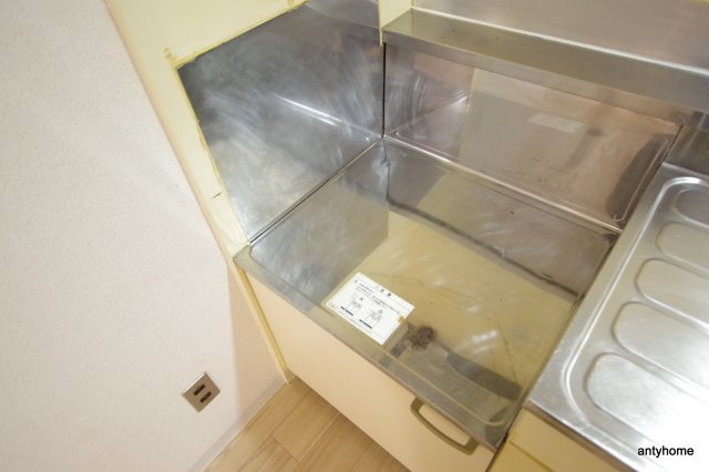 新大阪コーポビアネーズ　仲介手数料無料のキッチン