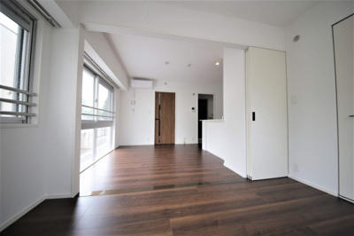 【居間・リビング】 | リバティR11(リバティアール11) | 別号室の写真になります。現況優先。