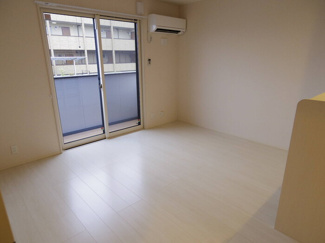 【居間・リビング】 | ゼピュロス学園の森I