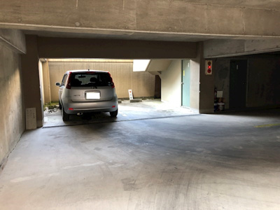 【駐車場】 | サングローリー | 地下駐車場