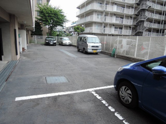 【駐車場】 | 平置き駐車場です。