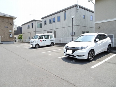 【駐車場】 | バローネ・イースト