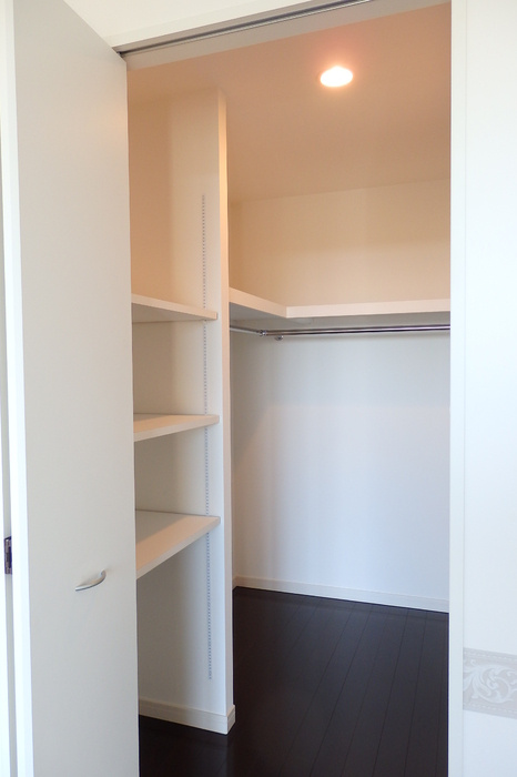 ロイヤルパークス若葉台の収納