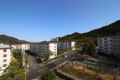 【展望】 | 横尾2団地83号棟