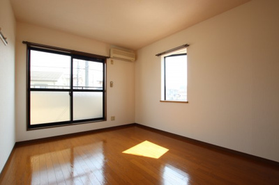 【洋室】 | フローラ大津池