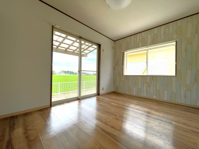 白子町五井貸家の洋室