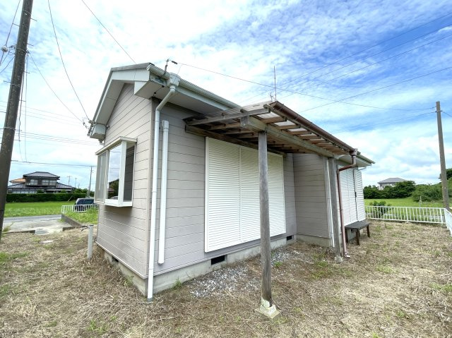 白子町五井貸家の庭