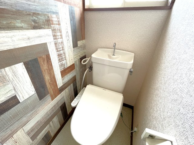 白子町五井貸家のトイレ