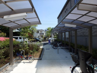 【外観】 | キーコート上野毛　A棟 | 自転車置き場