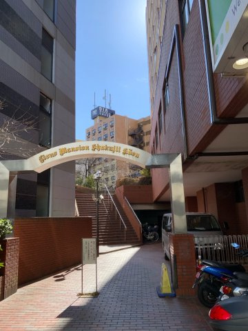 ライオンズマンション石神井公園の外観