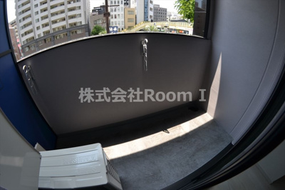 【バルコニー】 | Ｓ－ＲＥＳＩＤＥＮＣＥ谷町五丁目 | 暖かな日差しのふりそそぐバルコニー