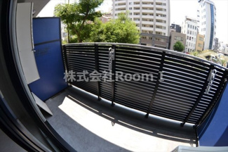 【バルコニー】 | Ｓ－ＲＥＳＩＤＥＮＣＥ谷町五丁目 | お洗濯にも便利なバルコニー付き