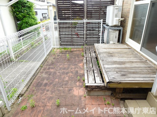 熊本市東区長嶺東６丁目のテラスの庭