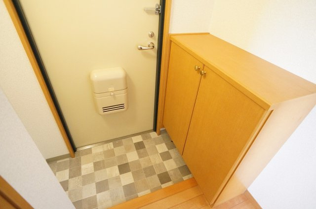 【玄関】 | サンシャルム万代