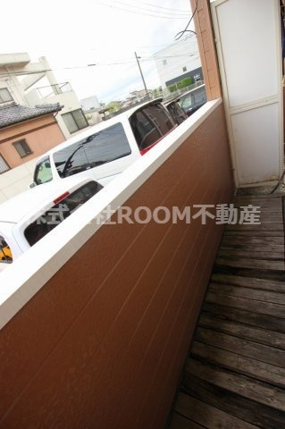 セイシェルハイム3のバルコニー|外からの目が気にならないバルコニーで洗濯物が干せます