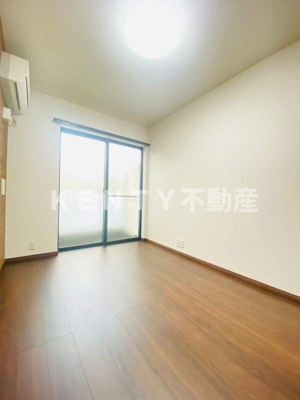 【寝室】 | ベルエクラ蒲田 | 落ち着いて過ごせるお部屋なので、寝室にいかがでしょうか